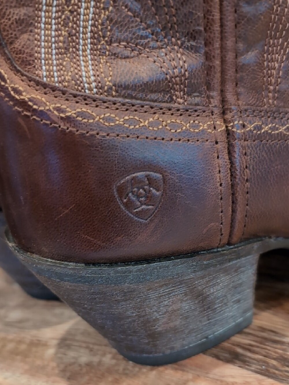 Ariat Lively Western Cowgirl Boots with Embroidered Shaft - Picture 9 of 13